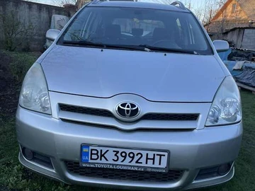 Авто Toyota Corolla Verso 2005 № 8257906