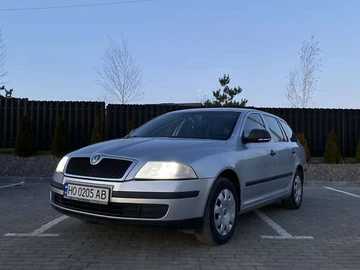 Авто Skoda Octavia 2011 № 8258276