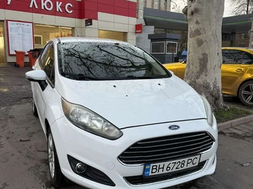 Авто Ford Fiesta 2015 № 8258293