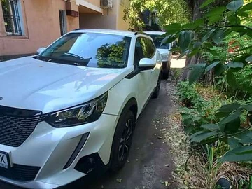 Авто Peugeot 2008 2020 № 8259190