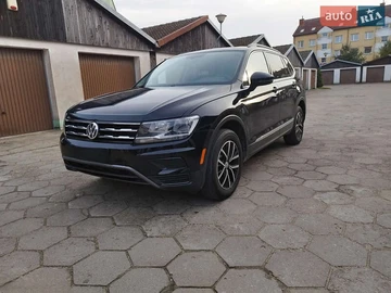 Авто Volkswagen Tiguan 2021 № 8259201