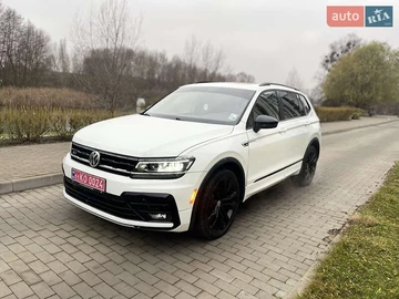 Авто Volkswagen Tiguan 2021 № 8259293