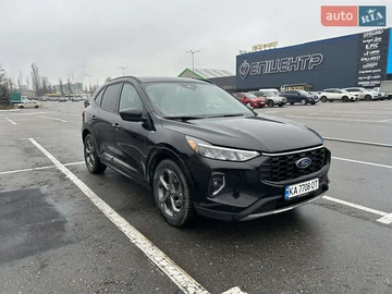 Авто Ford Escape 2023 № 8259353