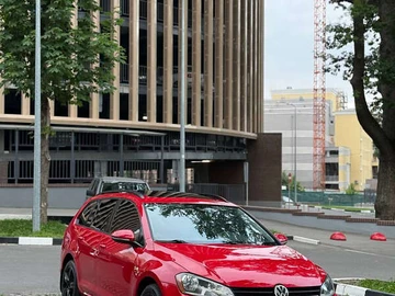 Авто Volkswagen Golf 2018 № 8259424