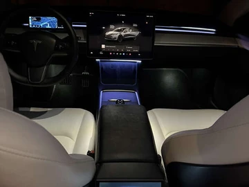 Авто Tesla Model 3 2022 № 8259434