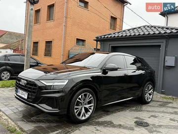 Авто Audi Q8 2021 № 8259577