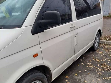 Авто Volkswagen Transporter 2004 № 8259921