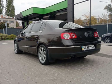 Авто Volkswagen Passat 2010 № 8260007