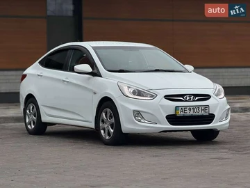 Авто Hyundai Accent 2013 № 8260019