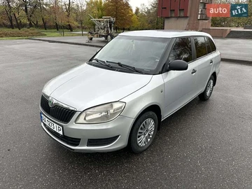 Авто Skoda Fabia 2014 № 8260241
