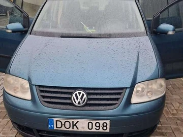 Авто Volkswagen Touran 2004 № 8261399