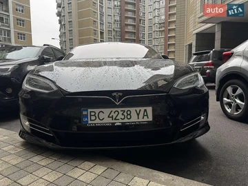 Авто Tesla Model S 2019 № 8261765