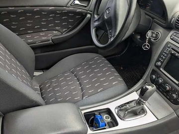 Авто Mercedes C-Class 2002 № 8261866