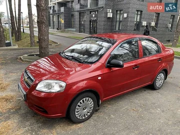 Авто Chevrolet Aveo 2011 № 8261879