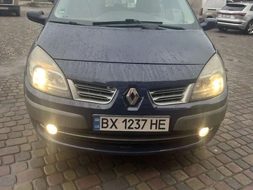 Авто Renault Scenic 2009 № 8261894