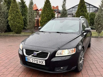 Авто Volvo V50 2008 № 8261896
