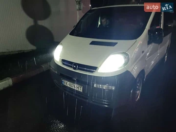 Авто Opel Vivaro 2004 № 8261899