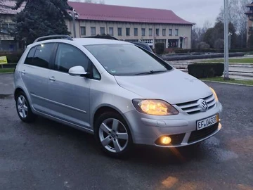 Авто Volkswagen Golf Plus 2008 № 8261908