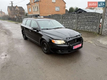 Авто Volvo V70 2010 № 8261917