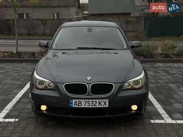 Авто BMW 5 Series 2004 № 8261941