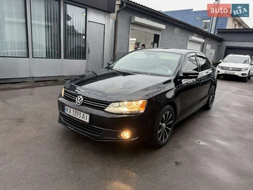 Авто Volkswagen Jetta 2012 № 8262142