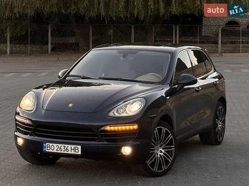 Авто Porsche Cayenne 2011 № 8262214
