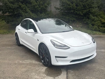 Авто Tesla Model 3 2019 № 8262225