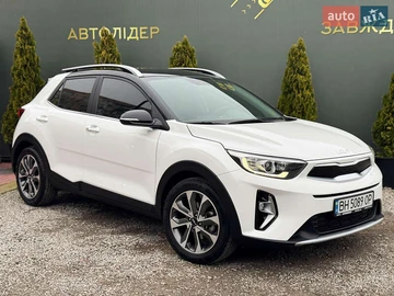Авто KIA Stonic 2021 № 8262233
