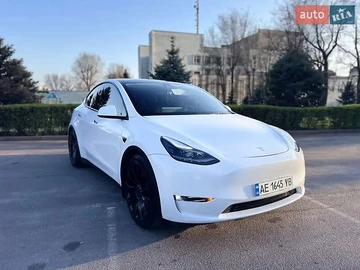 Авто Tesla Model Y 2022 № 8262284