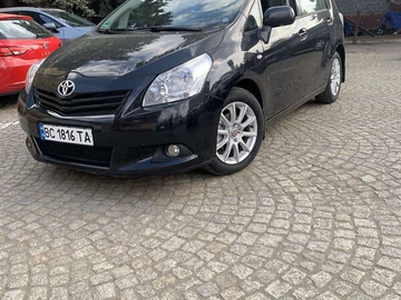 Авто Toyota Verso 2010 № 8262624