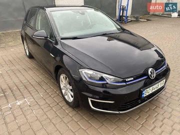 Авто Volkswagen E-Golf 2018 № 8262680
