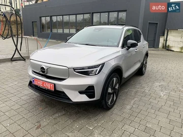 Авто Volvo Xc40 2024 № 8262852