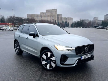 Авто Volvo Xc60 2024 № 8262878