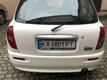 Авто Daihatsu Sirion 2001 № 8262903