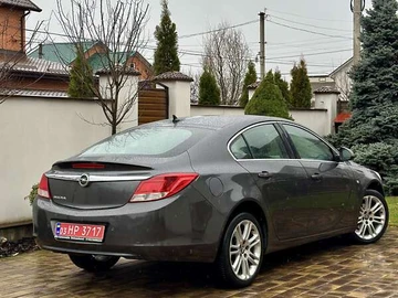 Авто Opel Insignia 2010 № 8263048
