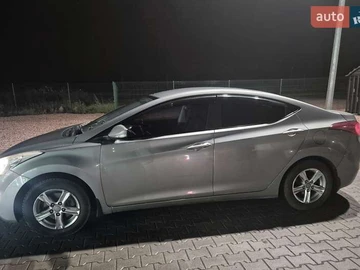 Авто Hyundai Elantra 2012 № 8263060