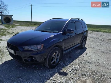 Авто Mitsubishi Outlander 2012 № 8263100