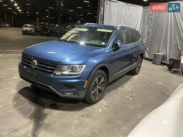 Авто Volkswagen Tiguan 2018 № 8263119