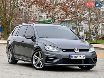 Авто Volkswagen Golf 2017 № 8264125