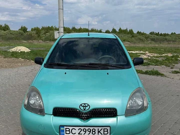 Авто Toyota Yaris 2000 № 8264882