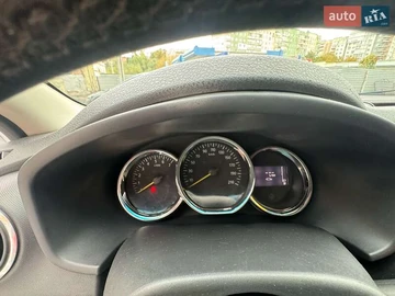 Авто Renault Logan 2015 № 8265464