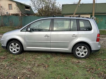 Авто Volkswagen Touran 2006 № 8265596