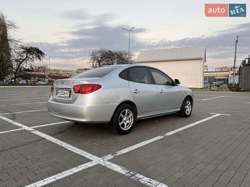 Авто Hyundai Elantra 2008 № 8265622