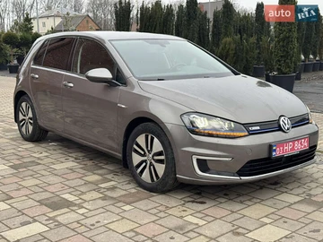 Авто Volkswagen E-Golf 2015 № 8265851