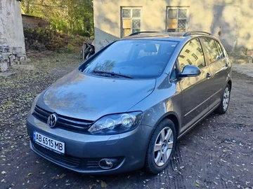 Авто Volkswagen Golf Plus 2009 № 8266050