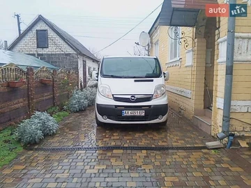 Авто Opel Vivaro 2012 № 8266252