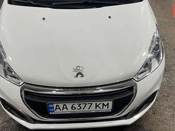 Авто Peugeot 208 2019 № 8266342