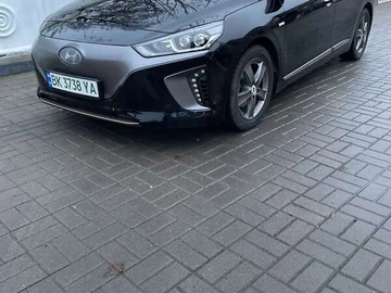 Авто Hyundai Ioniq 2018 № 8266424
