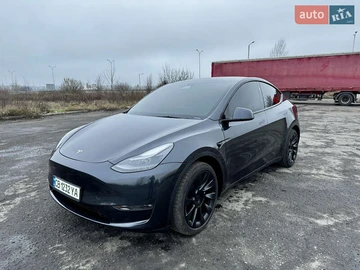 Авто Tesla Model Y 2024 № 8266815