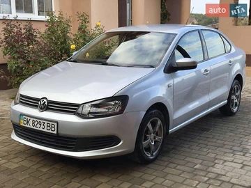 Авто Volkswagen Polo 2011 № 8266905